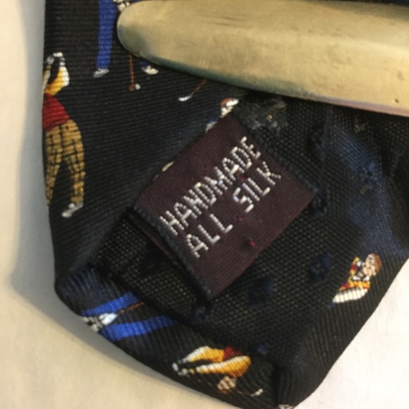 "GOLFERS" 100 % silk handmade golf club golfing tie - Picture 3 of 5